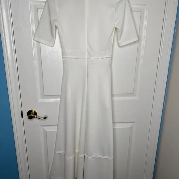 White Deep V-Neck Maxi Dress - Picture 4 of 6
